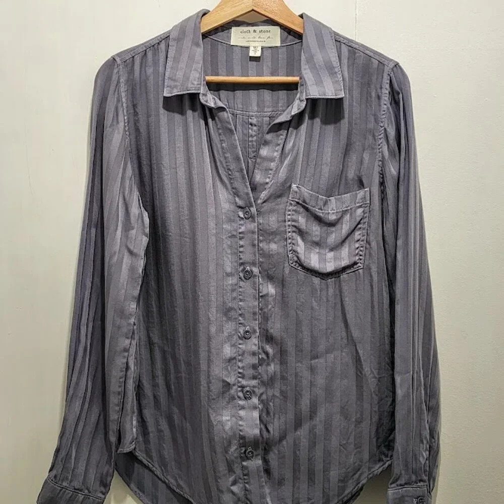 Cloth + Stone | Anthropologie Grace Slate Blue‎ Grey Button Down Top Size Small